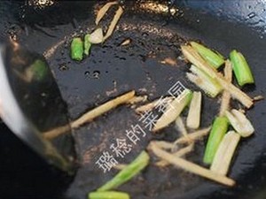 鱼炖豆腐
