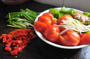 豆腐焖鱼