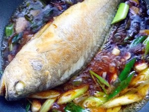糖醋大黄鱼（任何鱼）-煎鱼不破皮秘诀