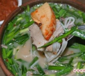 韩式猪骨猪肉汤饭