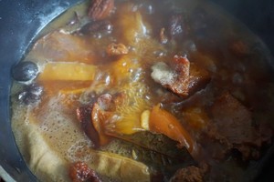 卤牛肉