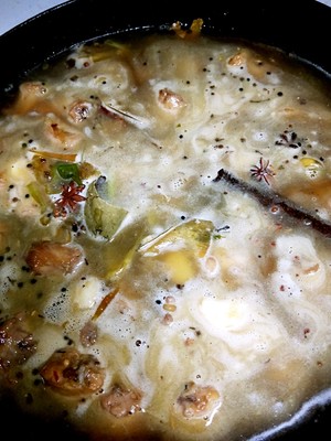 麻辣鸭脖