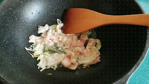 五花肉炒刀豆木耳