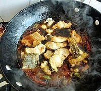 干锅香辣鱼