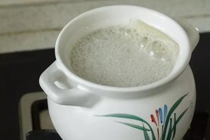 蛏子豆腐汤