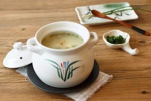 蛏子豆腐汤