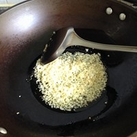 蒜蓉粉丝蒸扇贝粉丝入味有诀窍