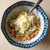 蒜蓉粉丝蒸扇贝粉丝入味有诀窍