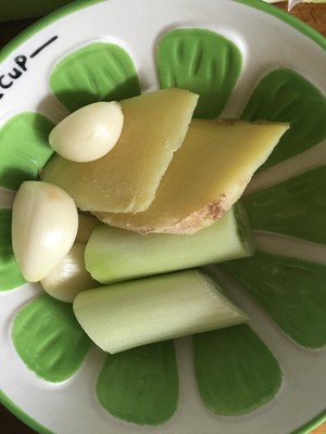 家庭制作香辣鸭脖