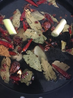 家庭制作香辣鸭脖