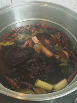 家庭制作香辣鸭脖