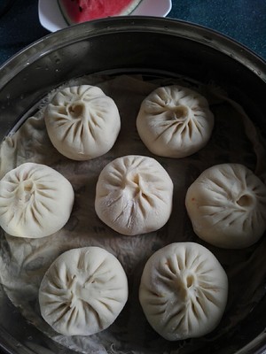 胡萝卜木耳鸡蛋素包子