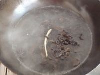 黄花菜木耳炒肉丝