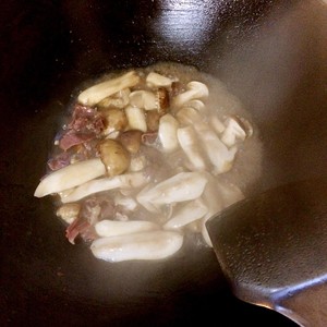 姬松茸炒火腿