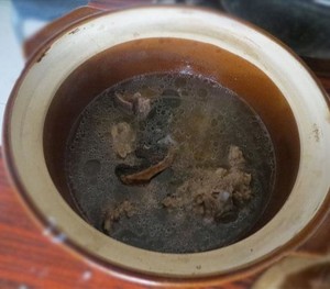 灵芝排骨汤