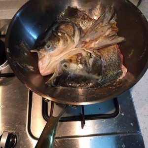 【易操作好吃】家常版鱼头泡饼
