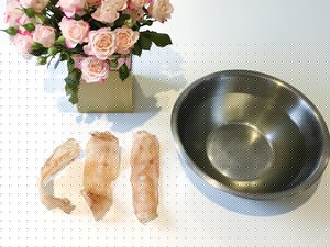 花胶（鱼肚）煲鸡汤