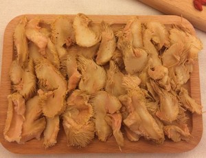 猴头菇养胃汤