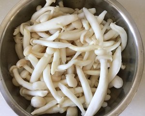 耗油虾仁白玉菇（快手小炒）