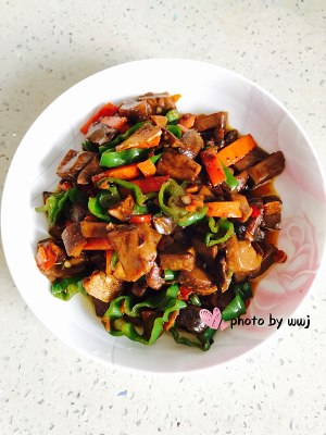 爆炒牛肝菌