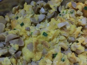 草菇炒蛋