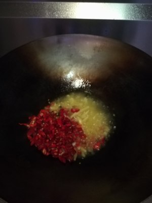 干锅鲜河蚌