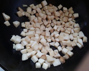 家常菜~杏鲍菇烧牛肉粒