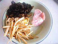 黄花菜木耳炒肉丝