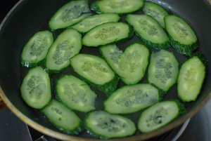紫苏煎黄瓜