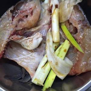 【易操作好吃】家常版鱼头泡饼