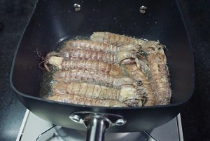 爆炒焖皮皮虾