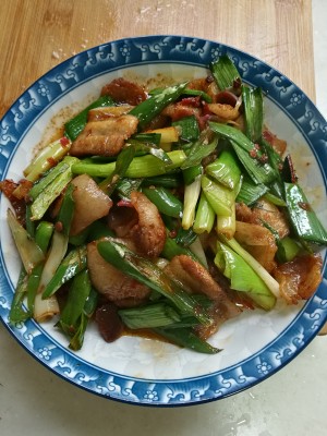 回锅肉（青蒜）