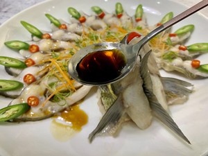?年夜菜（年年有鱼）孔雀开屏鱼?