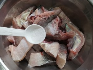 香煎鲈鱼块