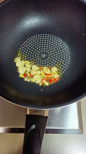 鲜嫩豆腐鲈鱼煲