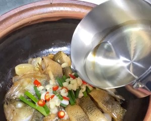 葱香焗鲈鱼