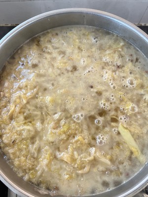 酸菜炖排骨