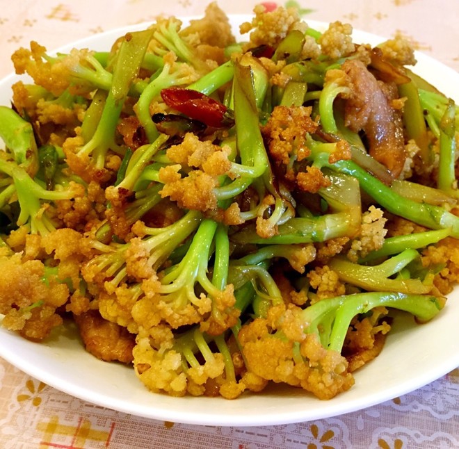 老丁的私房菜-干锅花菜