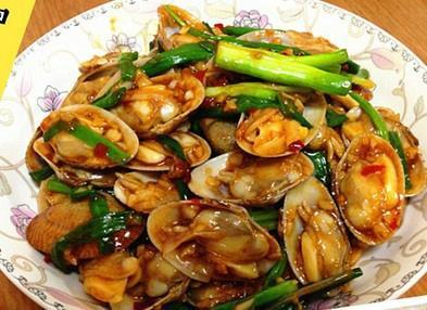 蒜香炒花甲