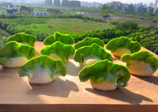 翡翠白玉白菜水饺详细版（附翡翠白玉白菜饺包法，翡翠白玉饺子皮两种制法，面包机和面，翡翠白玉烧卖，各种馅料搭配）