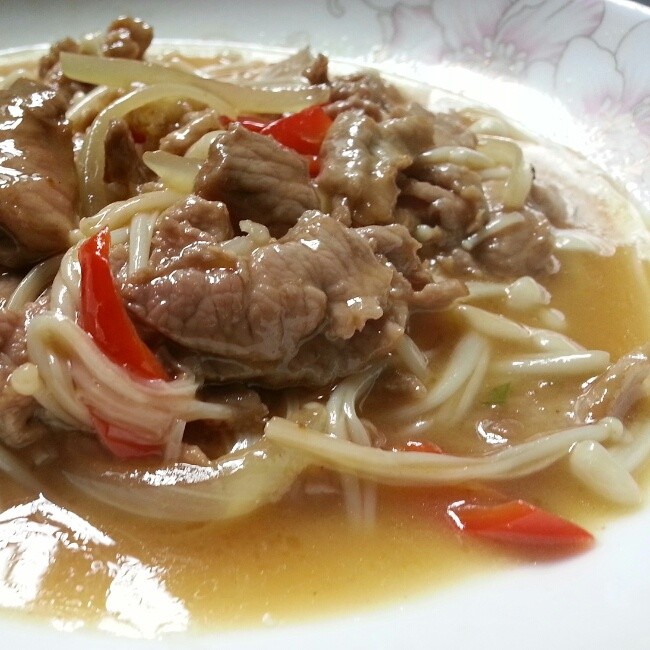 猪肉金针菇