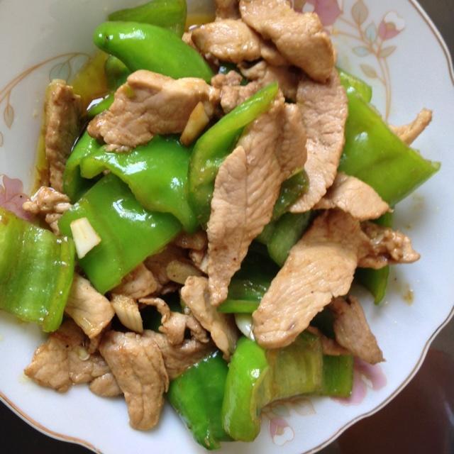 瘦肉炒青椒