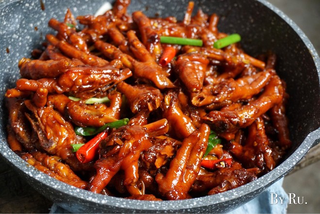 香辣烧鸡爪