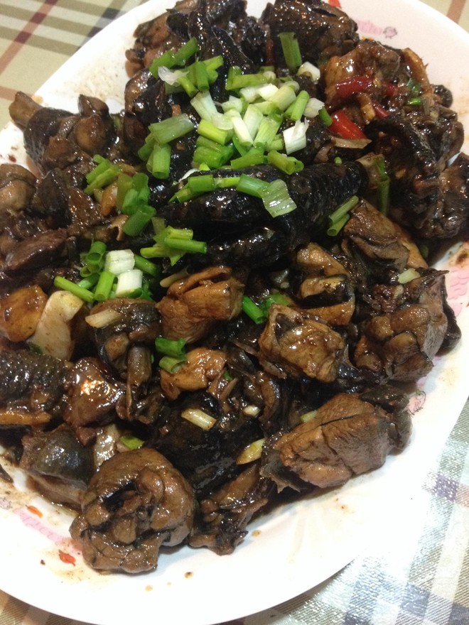 炒乌鸡