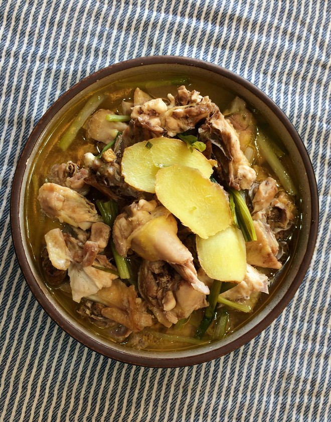 清蒸土鸡