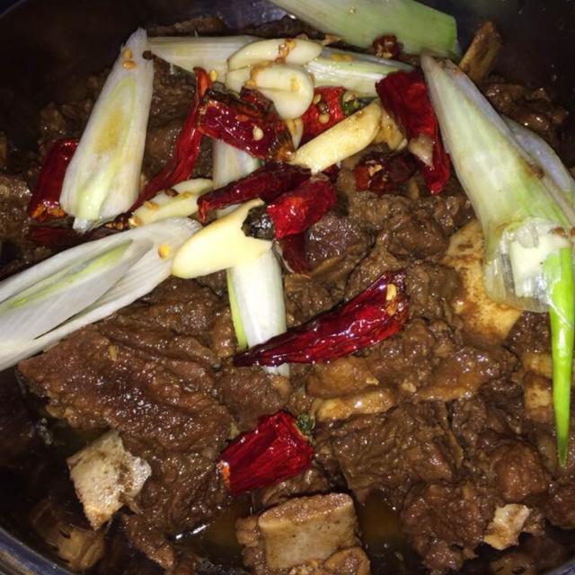 香辣牛排骨