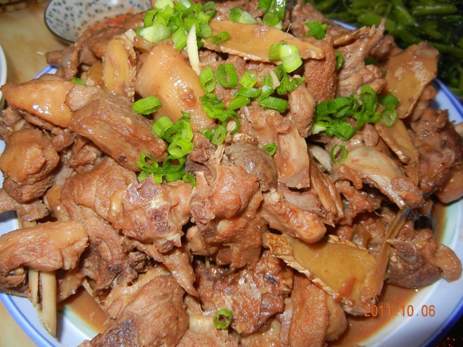 香焖鸭肉