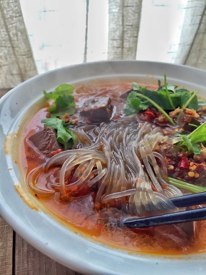 肉末鸭血粉丝汤