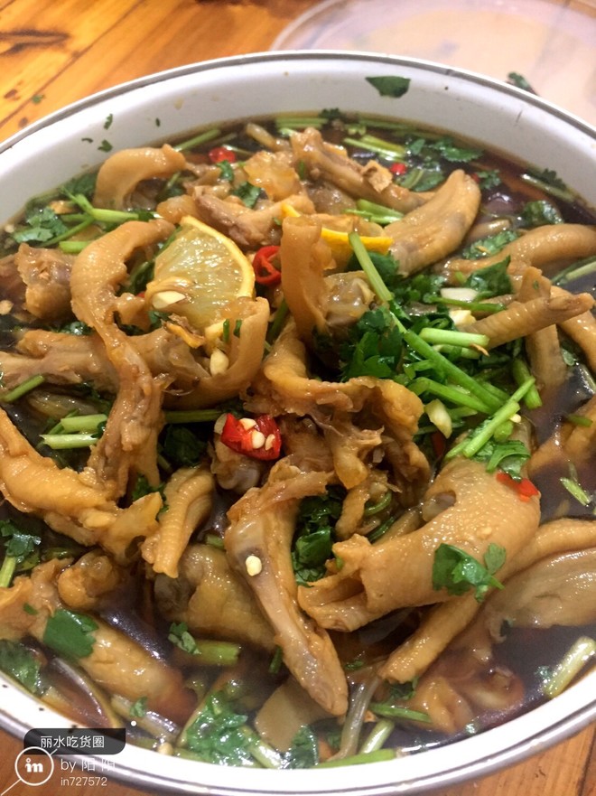酸辣鸭爪
