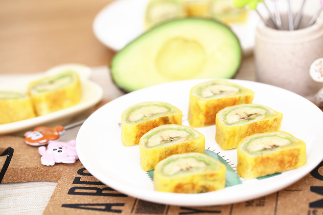 宝宝辅食食谱  牛油果香蕉卷